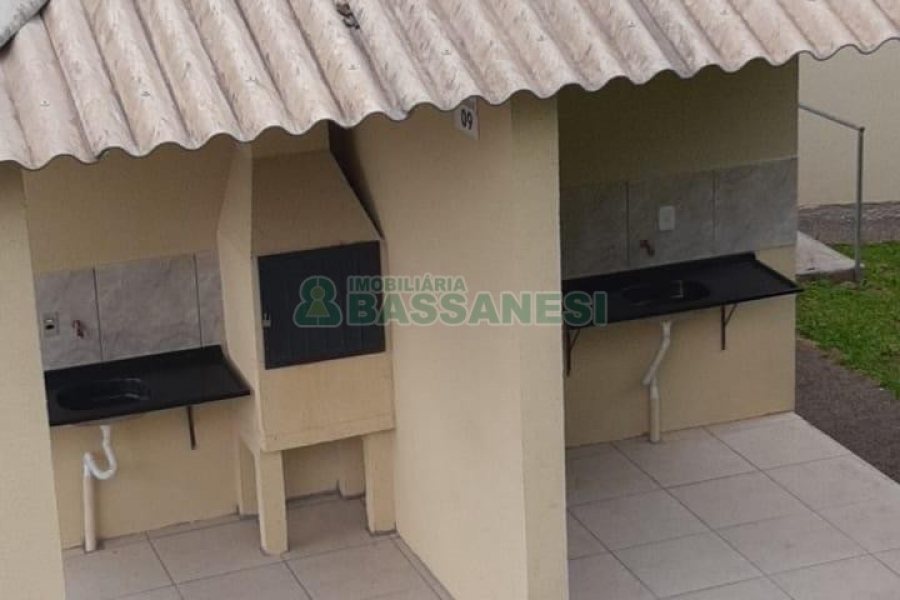 Apartamento com 60m², 2 dormitórios, 1 vaga, no bairro Nossa Senhora das Graças em Caxias do Sul para Alugar
