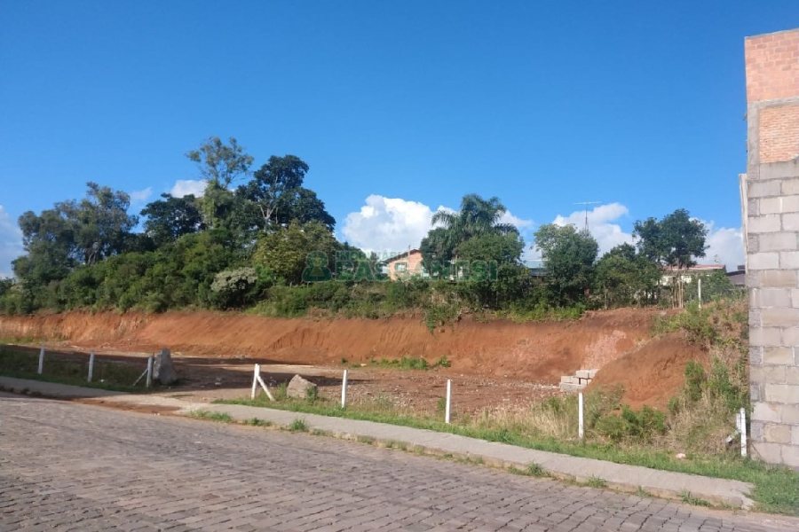 Terreno com 4045m², no bairro Santa Catarina em Caxias do Sul para Comprar