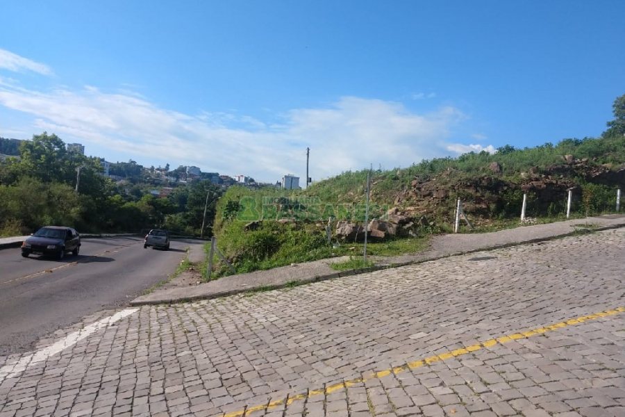 Terreno com 11663m², no bairro Santa Catarina em Caxias do Sul para Comprar