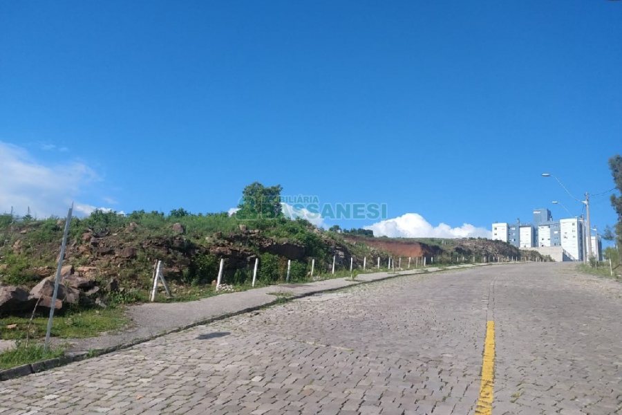 Terreno com 11663m², no bairro Santa Catarina em Caxias do Sul para Comprar