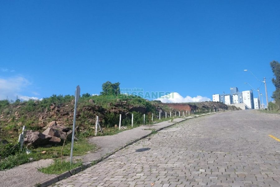 Terreno com 11663m², no bairro Santa Catarina em Caxias do Sul para Comprar