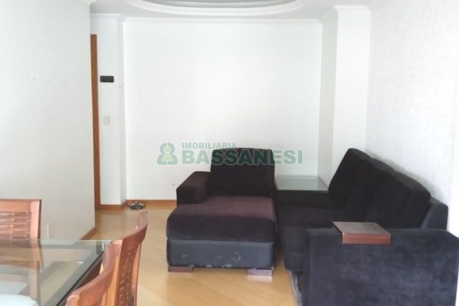 Apartamento, 3 dormitórios, 2 vagas, no bairro Jardim América em Caxias do Sul para Comprar