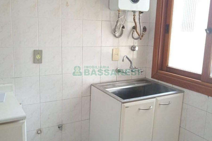 Apartamento, 3 dormitórios, 2 vagas, no bairro Jardim América em Caxias do Sul para Comprar