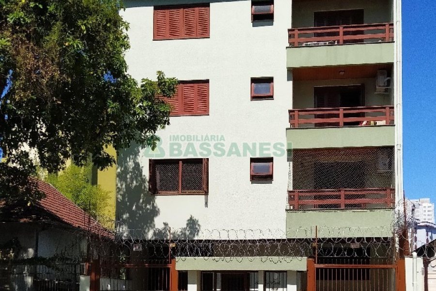 Apto Mobiliado com 78m², 1 dormitório, 1 vaga, no bairro Centro em Caxias do Sul para Alugar