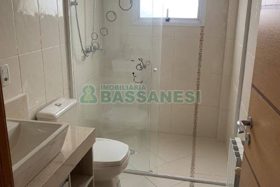 Apto Mobiliado com 206m², 3 dormitórios, 4 vagas, no bairro Jardim América em Caxias do Sul para Alugar ou Comprar