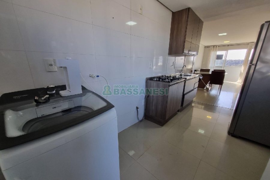 Apto Mobiliado com 58m², 2 dormitórios, 1 vaga, no bairro Santa Lúcia em Caxias do Sul para Alugar