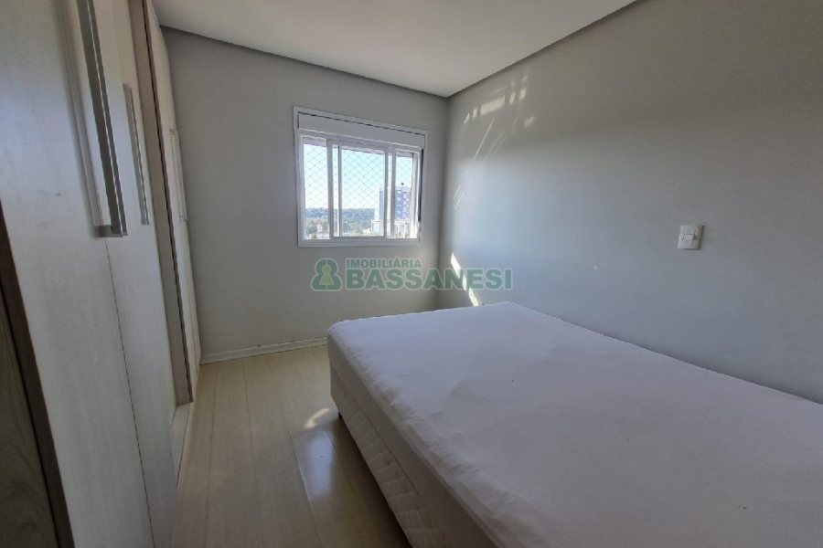 Apto Mobiliado com 58m², 2 dormitórios, 1 vaga, no bairro Santa Lúcia em Caxias do Sul para Alugar