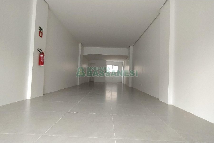 Loja com 60m², no bairro Lourdes em Caxias do Sul para Alugar