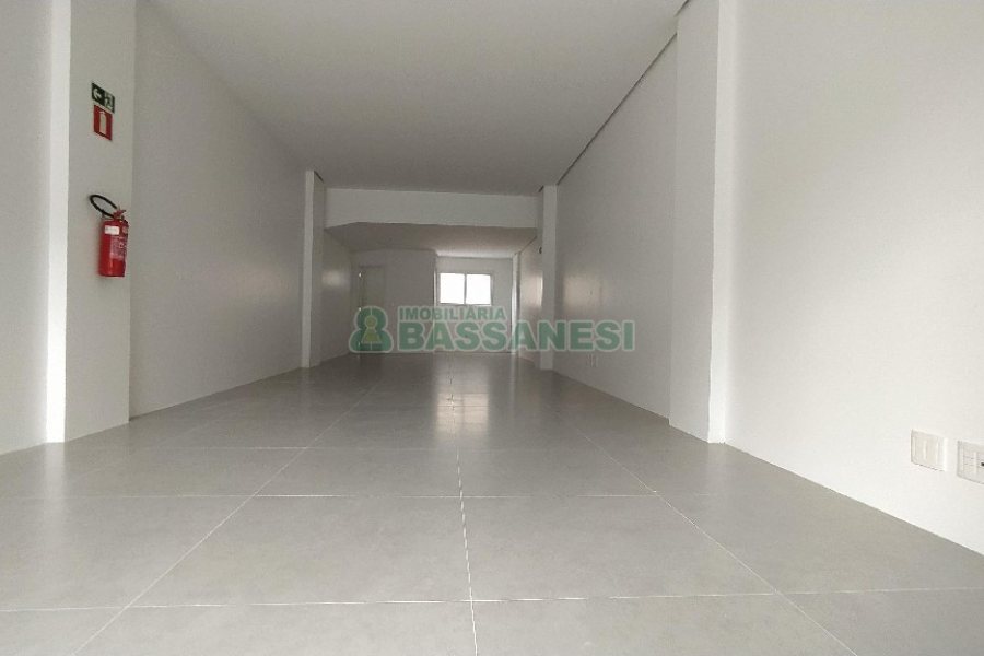 Loja com 60m², no bairro Lourdes em Caxias do Sul para Alugar