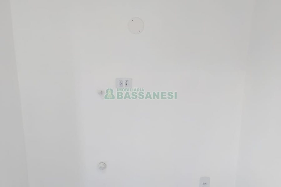 Sala com 25m², no bairro Centro em Caxias do Sul para Comprar