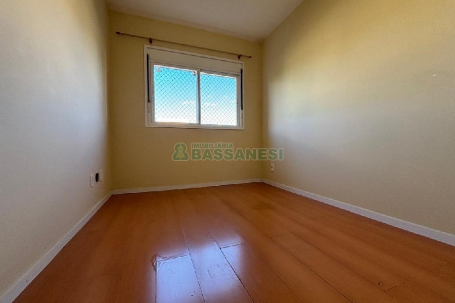 Apartamento com 98m², 3 dormitórios, 2 vagas, no bairro Panazzolo em Caxias do Sul para Alugar