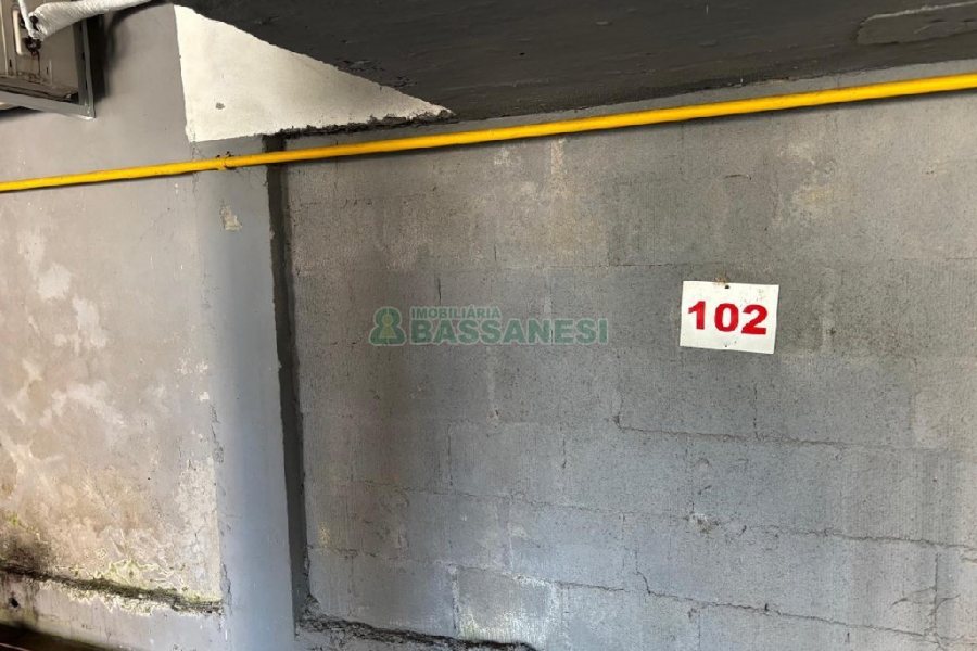 Apartamento com 98m², 3 dormitórios, 2 vagas, no bairro Panazzolo em Caxias do Sul para Alugar