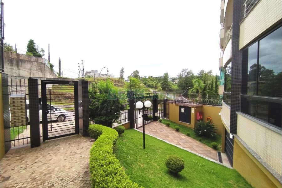 Apartamento com 140m², 3 dormitórios, 2 vagas, no bairro Santa Catarina em Caxias do Sul para Comprar