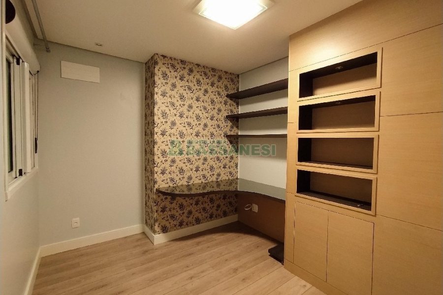Apartamento com 140m², 3 dormitórios, 2 vagas, no bairro Santa Catarina em Caxias do Sul para Comprar