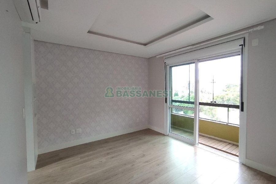 Apartamento com 140m², 3 dormitórios, 2 vagas, no bairro Santa Catarina em Caxias do Sul para Comprar