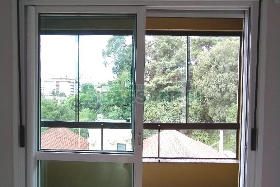 Apartamento com 140m², 3 dormitórios, 2 vagas, no bairro Santa Catarina em Caxias do Sul para Comprar