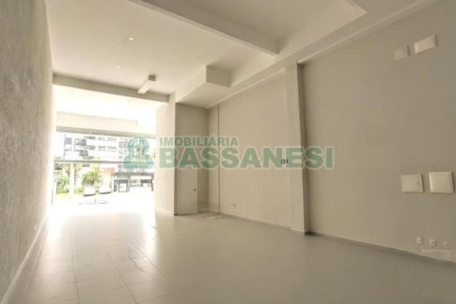 Loja com 83m², no bairro Madureira em Caxias do Sul para Alugar