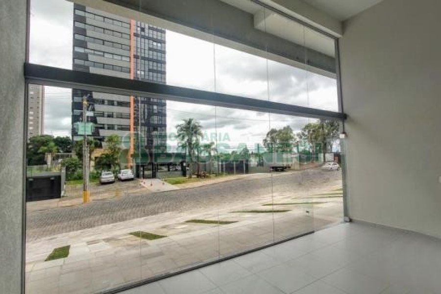 Loja com 100m², no bairro Madureira em Caxias do Sul para Alugar