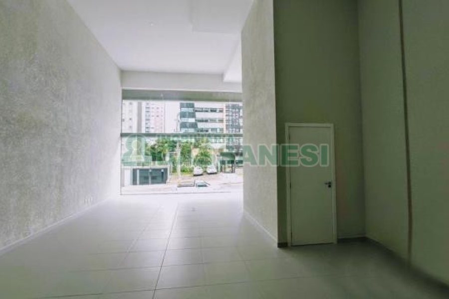 Loja com 100m², no bairro Madureira em Caxias do Sul para Alugar
