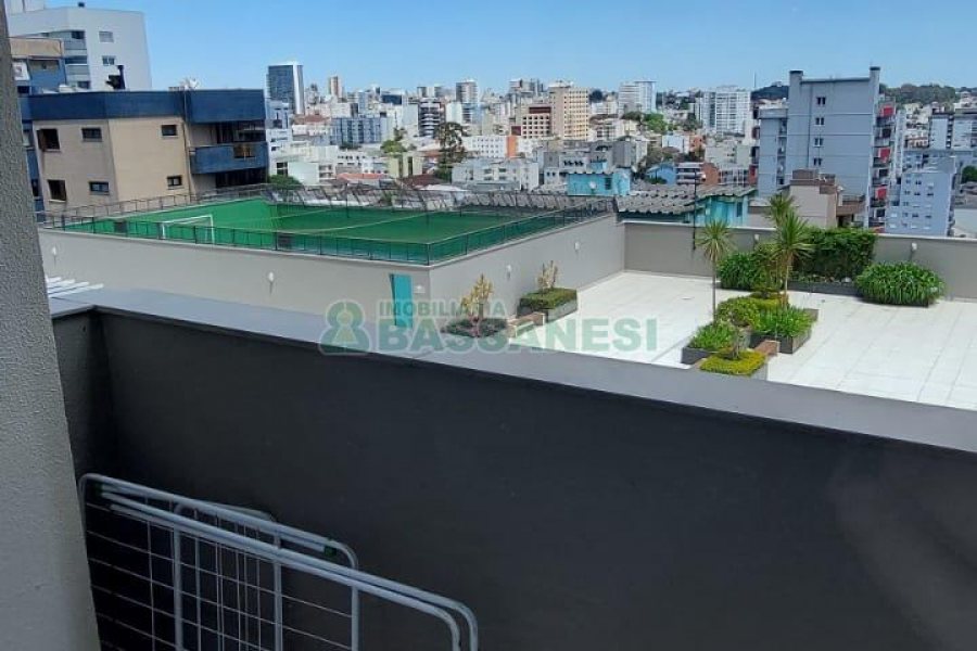 Apto Mobiliado com 71m², 2 dormitórios, 2 vagas, no bairro Madureira em Caxias do Sul para Alugar