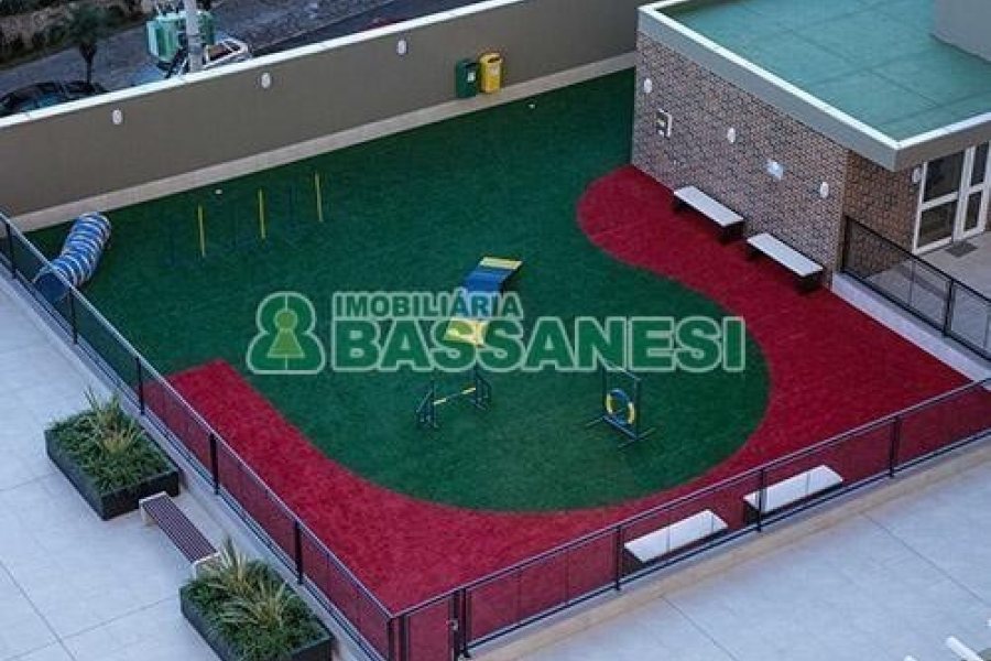 Apto Mobiliado com 71m², 2 dormitórios, 2 vagas, no bairro Madureira em Caxias do Sul para Alugar