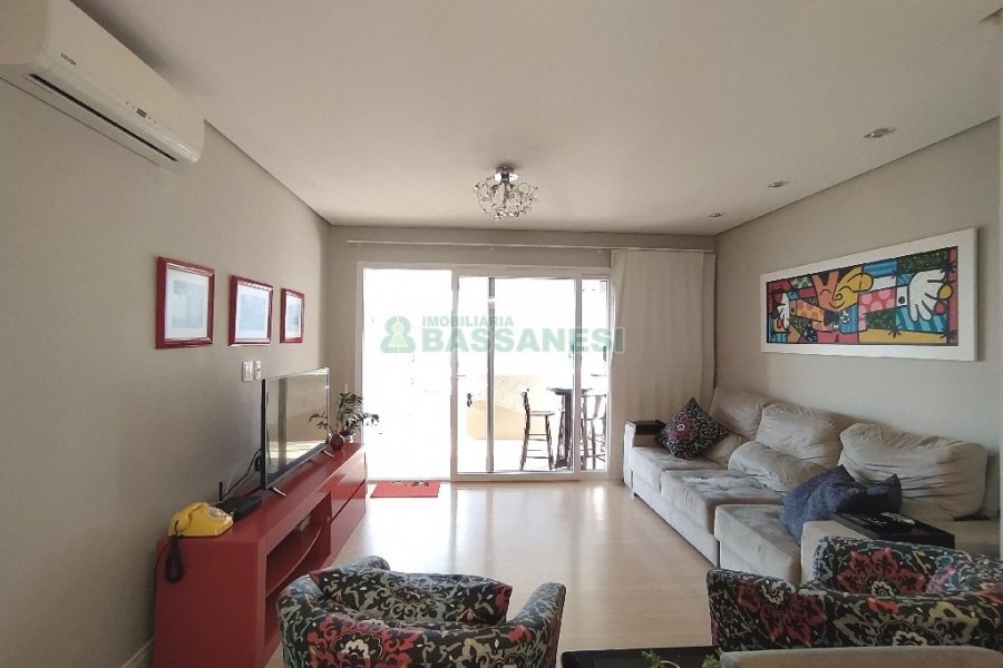 Apartamento com 91m², 2 dormitórios, 2 vagas, no bairro Panazzolo em Caxias do Sul para Alugar