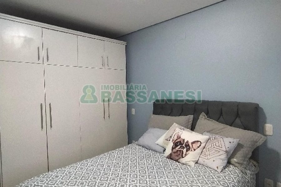 Apartamento com 91m², 2 dormitórios, 2 vagas, no bairro Panazzolo em Caxias do Sul para Alugar