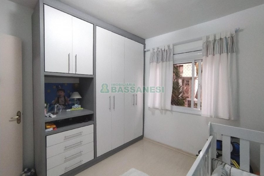 Casa Mobiliada com 450m², 3 dormitórios, 4 vagas, no bairro Charqueadas em Caxias do Sul para Alugar