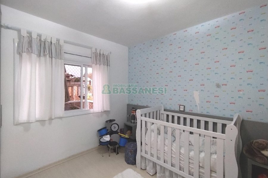 Casa Mobiliada com 450m², 3 dormitórios, 4 vagas, no bairro Charqueadas em Caxias do Sul para Alugar