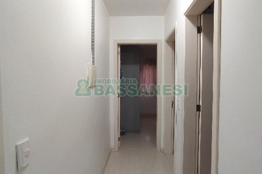 Casa Mobiliada com 450m², 3 dormitórios, 4 vagas, no bairro Charqueadas em Caxias do Sul para Alugar