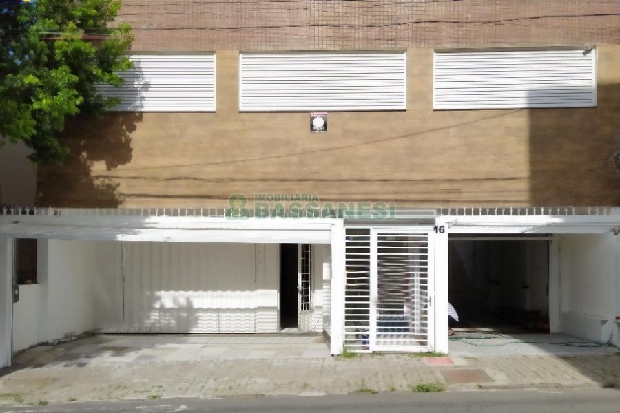 Loja com 262m², no bairro Pio X em Caxias do Sul para Alugar