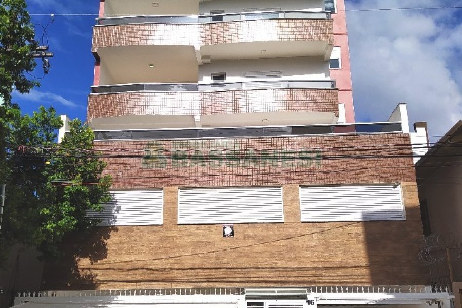 Loja com 262m², no bairro Pio X em Caxias do Sul para Alugar