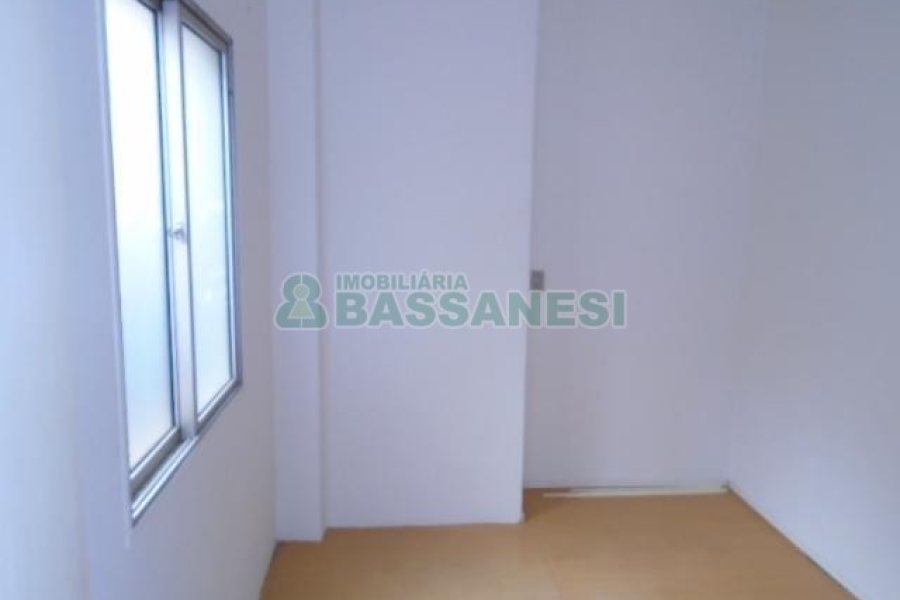 Sala com 41m², no bairro Centro em Caxias do Sul para Alugar