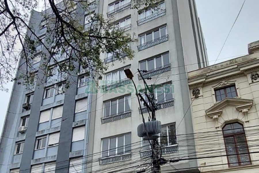 Loja com 36m², no bairro Centro em Caxias do Sul para Alugar