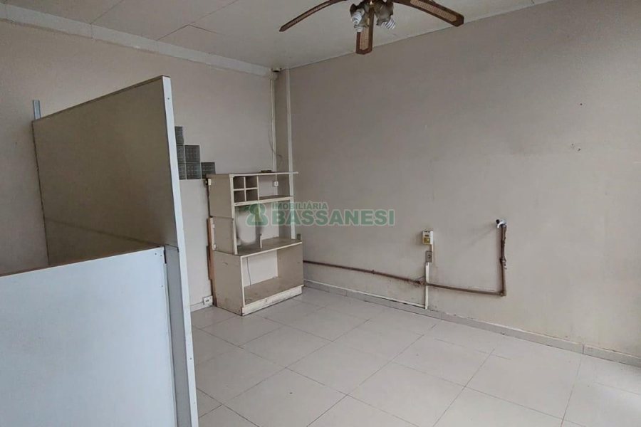 Loja com 36m², no bairro Centro em Caxias do Sul para Alugar
