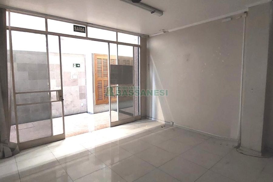 Loja com 36m², no bairro Centro em Caxias do Sul para Alugar