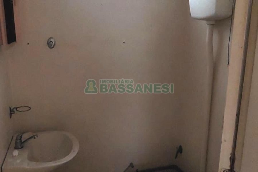 Loja com 36m², no bairro Centro em Caxias do Sul para Alugar