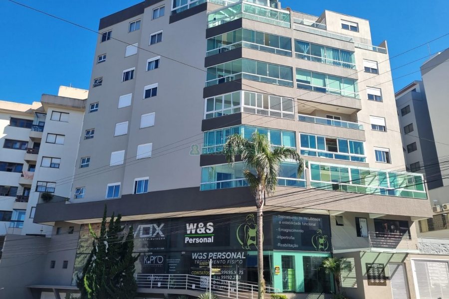 Apartamento com 74m², 2 dormitórios, 2 vagas, no bairro Santa Catarina em Caxias do Sul para Alugar