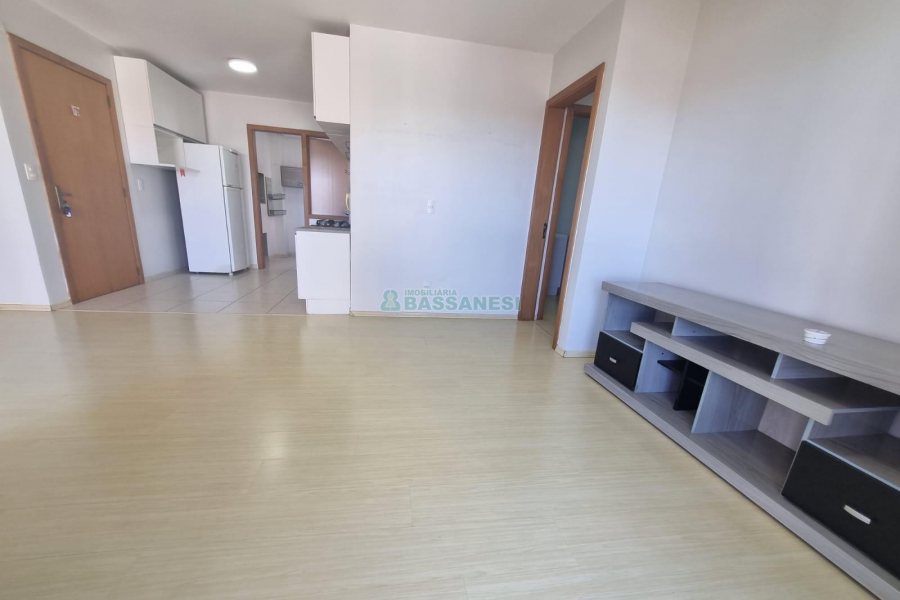 Apartamento com 74m², 2 dormitórios, 2 vagas, no bairro Santa Catarina em Caxias do Sul para Alugar