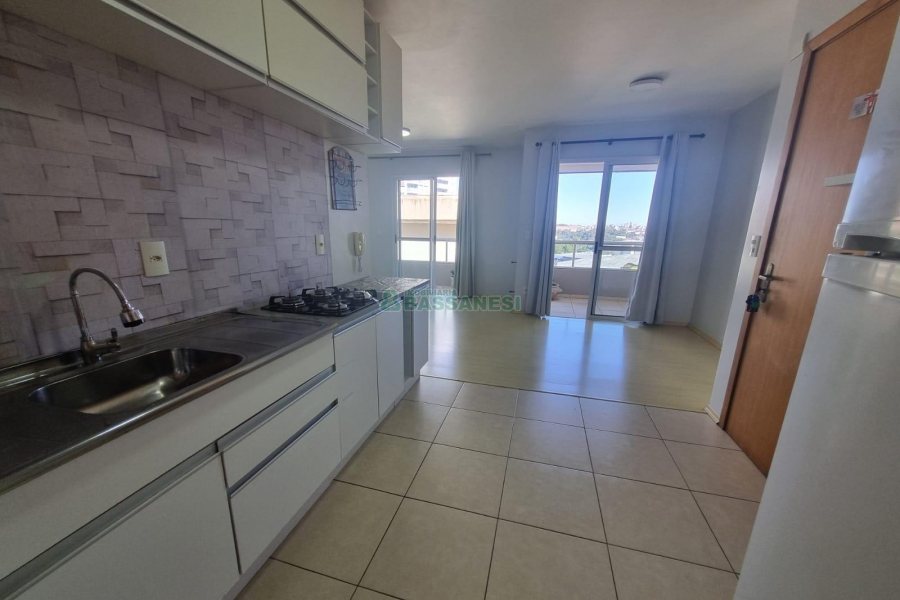 Apartamento com 74m², 2 dormitórios, 2 vagas, no bairro Santa Catarina em Caxias do Sul para Alugar