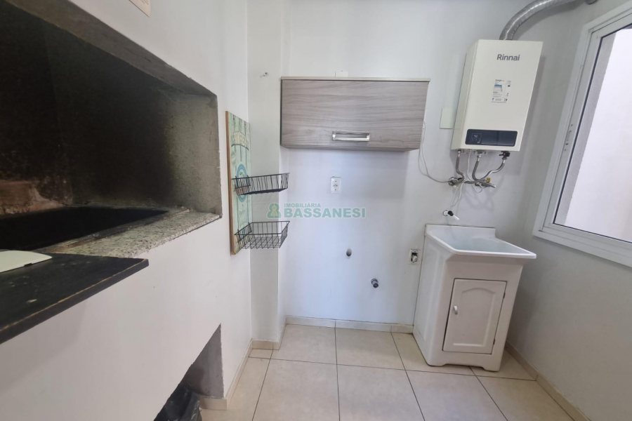 Apartamento com 74m², 2 dormitórios, 2 vagas, no bairro Santa Catarina em Caxias do Sul para Alugar