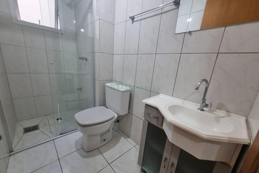 Apartamento com 74m², 2 dormitórios, 2 vagas, no bairro Santa Catarina em Caxias do Sul para Alugar