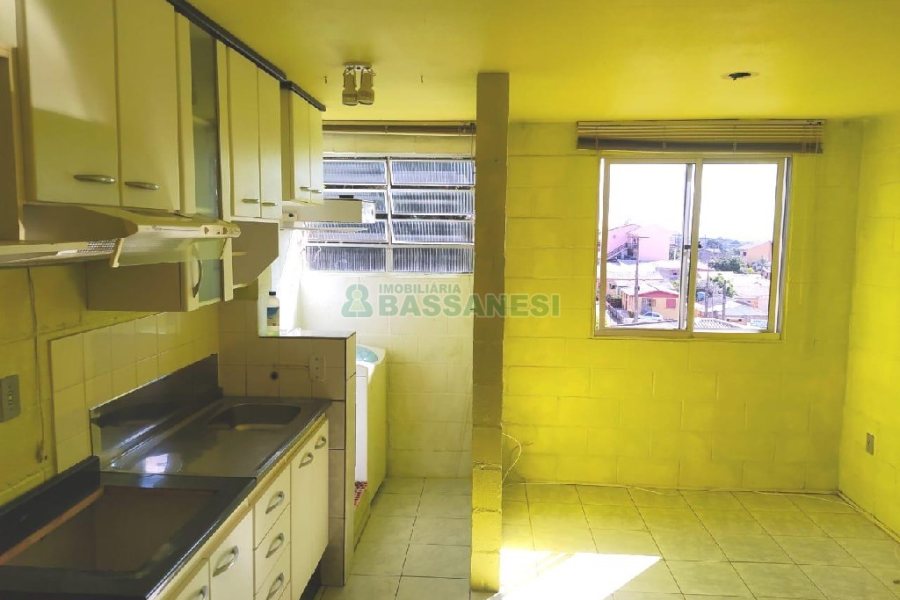 Apartamento com 38m², 2 dormitórios, 1 vaga, no bairro Nossa Senhora do Rosário em Caxias do Sul para Comprar