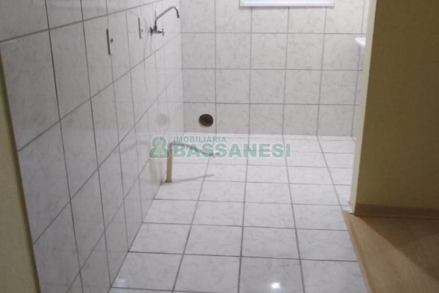 Apartamento com 60m², 2 dormitórios, 1 vaga, no bairro Nossa Senhora das Graças em Caxias do Sul para Alugar