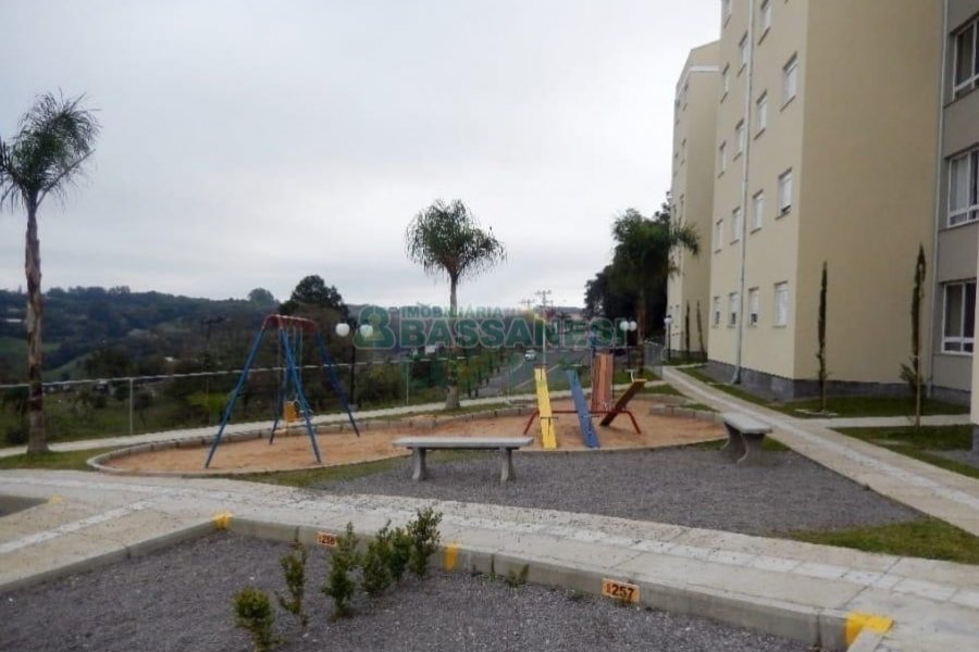 Apartamento com 60m², 2 dormitórios, 1 vaga, no bairro Nossa Senhora das Graças em Caxias do Sul para Alugar