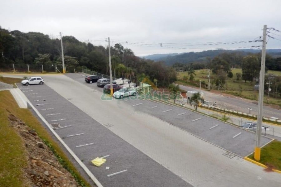 Apartamento com 60m², 2 dormitórios, 1 vaga, no bairro Nossa Senhora das Graças em Caxias do Sul para Alugar