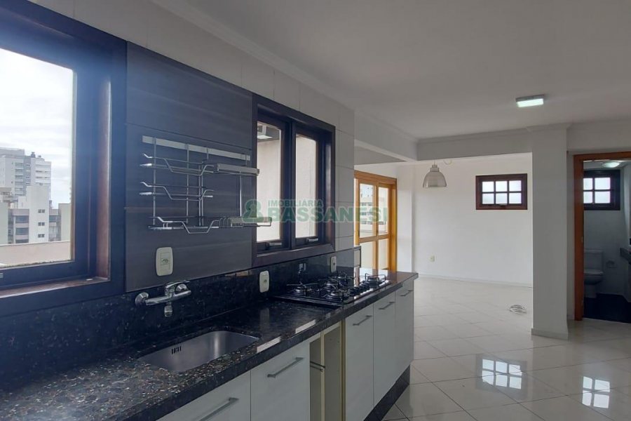 Apto Mobiliado com 250m², 3 dormitórios, 2 vagas, no bairro Panazzolo em Caxias do Sul para Alugar