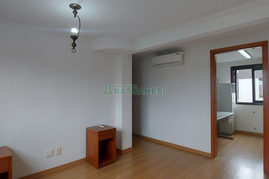 Apto Mobiliado com 250m², 3 dormitórios, 2 vagas, no bairro Panazzolo em Caxias do Sul para Alugar