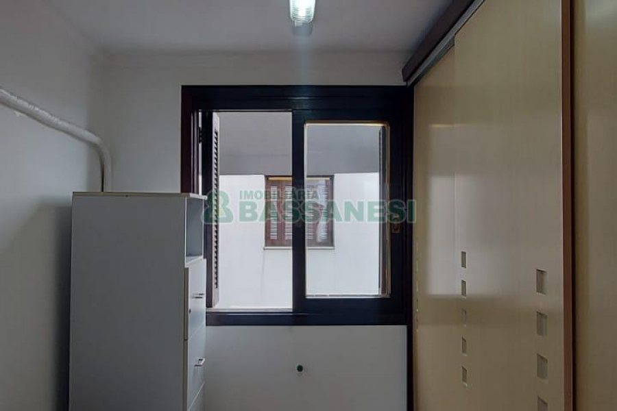 Apto Mobiliado com 250m², 3 dormitórios, 2 vagas, no bairro Panazzolo em Caxias do Sul para Alugar