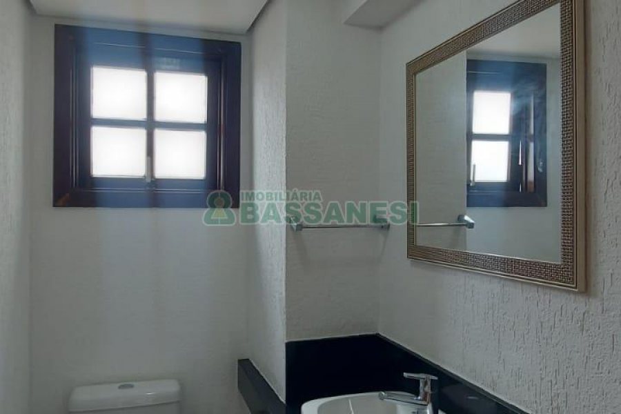 Apto Mobiliado com 250m², 3 dormitórios, 2 vagas, no bairro Panazzolo em Caxias do Sul para Alugar